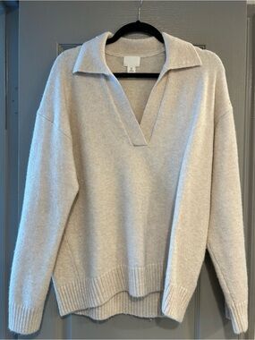 H&M Cream Collared V-Neck Sweater - Women